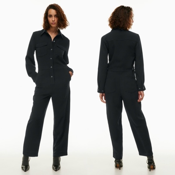 NEW! Wilfred- Black Laneway Jumpsuit Relaxed Crepe Utility Jumpsuit Size Small - Picture 1 of 9